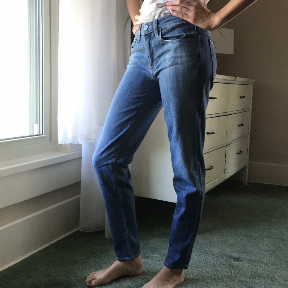 Vince Mason Relaxed Rolled mom jeans size 24